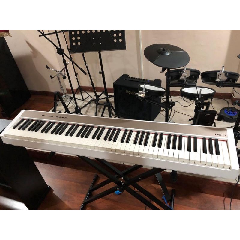 Piano digital NUX NPK 10