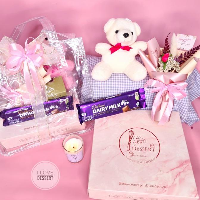 

Spesial Valentine Day Valentine Gift | Valentine Bundling | Valentine Hampers