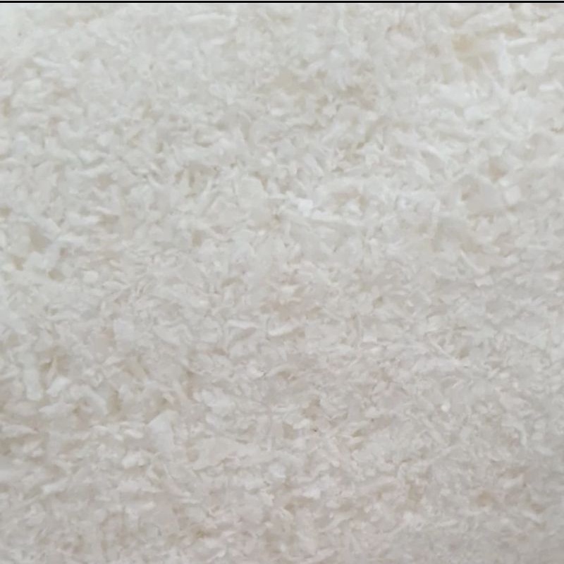 

KELAPA PARUT KERING 200 GR