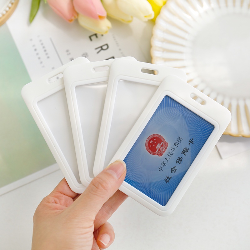 Universal Student Card ID Holder Plastik Slip-On Sliding Card Holder Minimalis Putih Kantong Penyimpanan Kartu Desktop Organizer Aksesoris