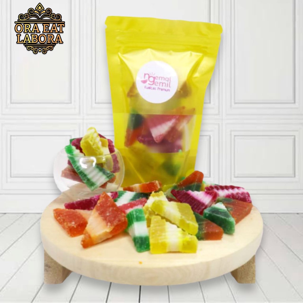 

Agar-Agar Kering Segitiga Aneka Rasa Buah Premium Mix Colour - Ora Eat Labora