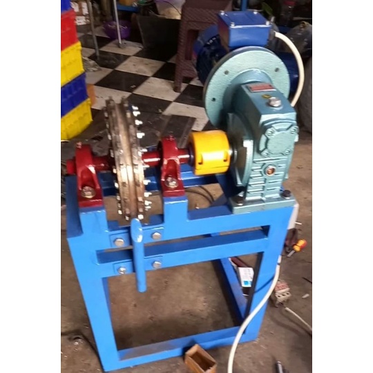 Mesin Kupas Batok Kelapa