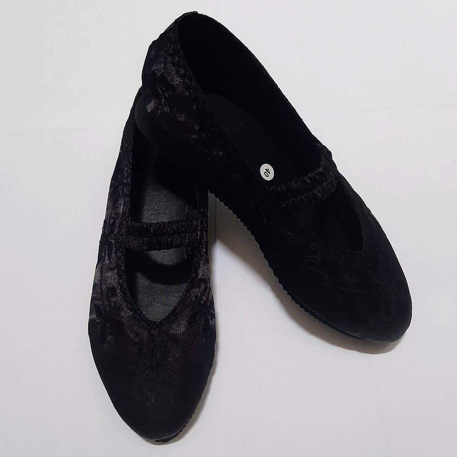 etnik fashion sepatu hak tinggi 3cm wanita pesta wedges slip on terbaru murah bordir hitam