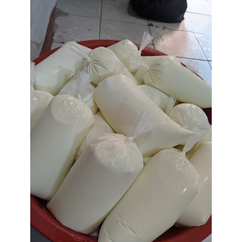 

Susu Sapi Murni Mentah BEKU - 1 Liter