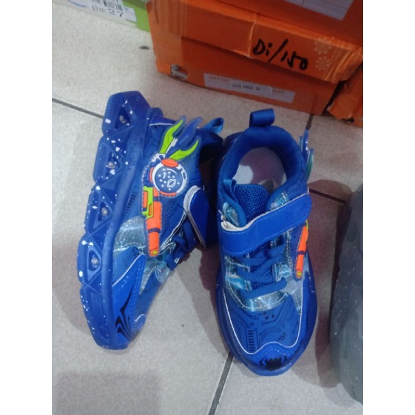 sepatu anak cowok import premium LED sport fhasion terbaru termurah