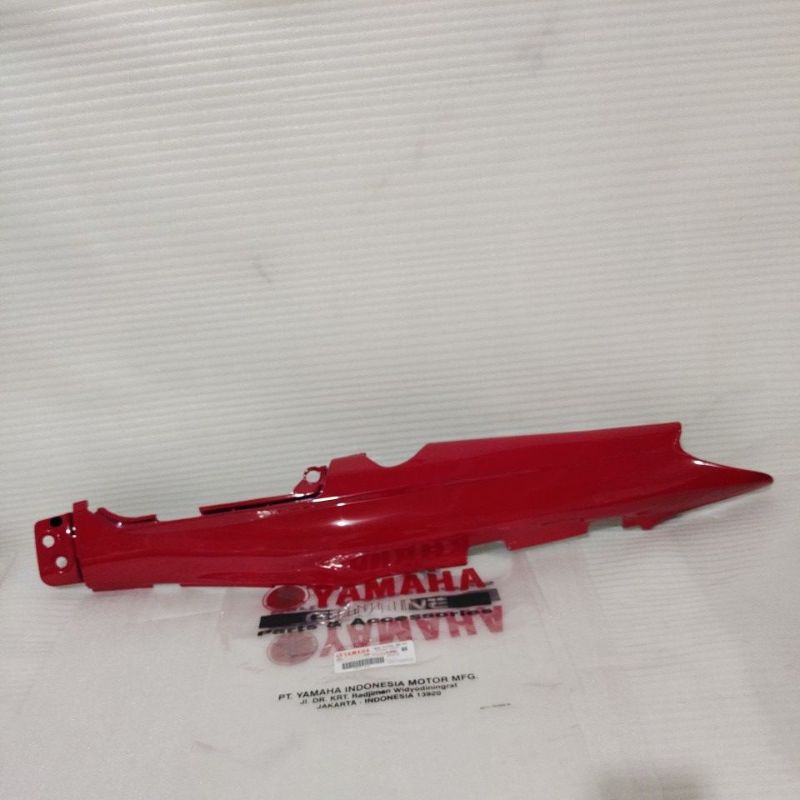 Cover tutup Body Belakang Kanan Merah Yamaha Fizr FIZR fizr Vega r lama Original