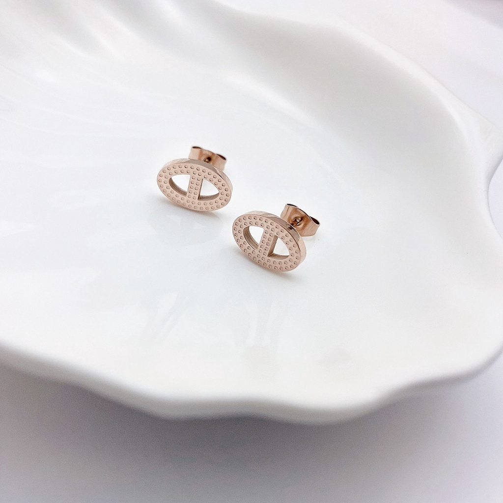 Anting Hidung Babi Bahan Titanium Steel 18K Warna Rose Gold Anti Alergi