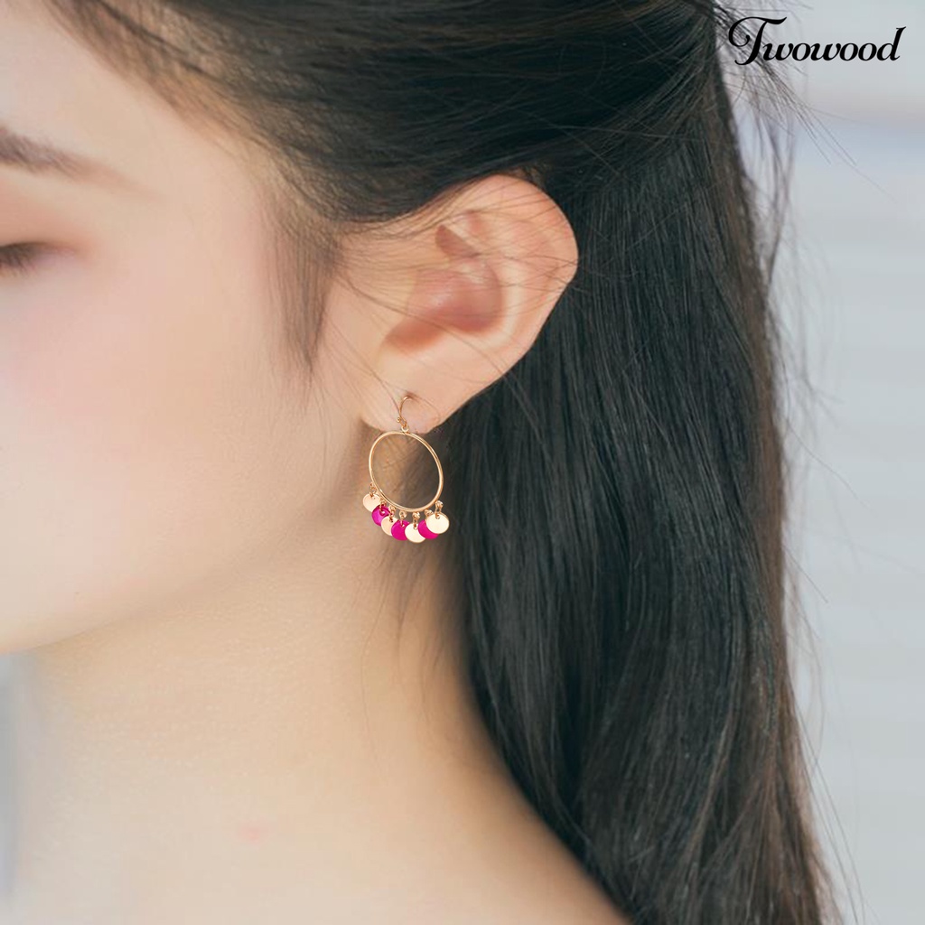 Twowood 1pasang Anting Kait Berlebihan Cincin Besar Kepribadian Geometris Hadiah Emas Alloy Bicolor Bulat Liontin Drop Earrings Fashion Perhiasan