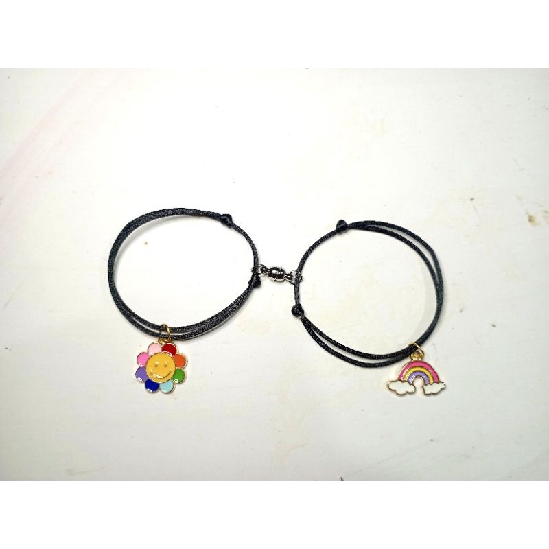 gelang couple / gelang persahabatan / gelang magnet / gelang inisial