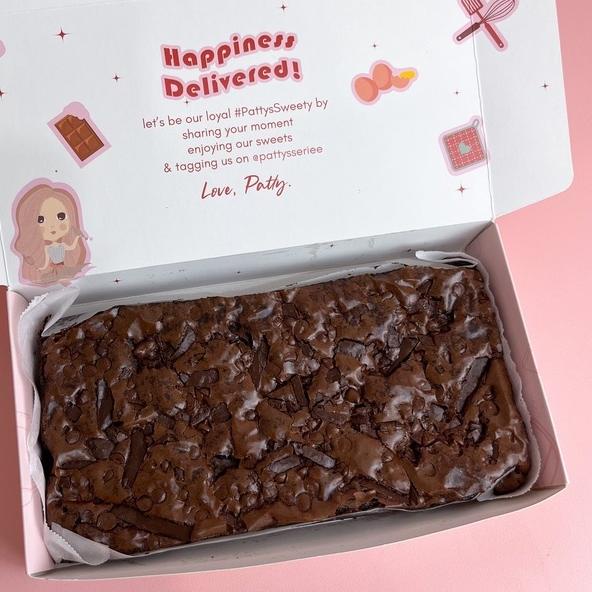 

☇ Fudgy Brownies Double Chocolate (add toppings) 20x10cm BACA DESKRIPSI ★