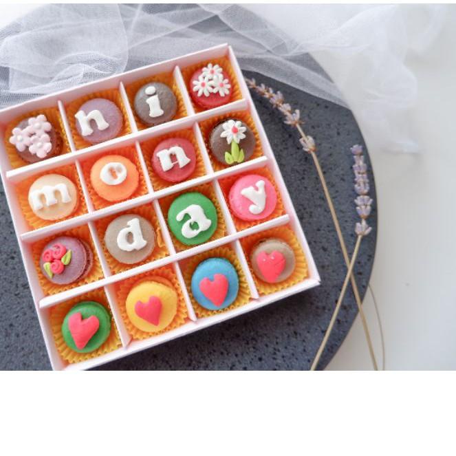

● Macaron Gift 16pcs ♀