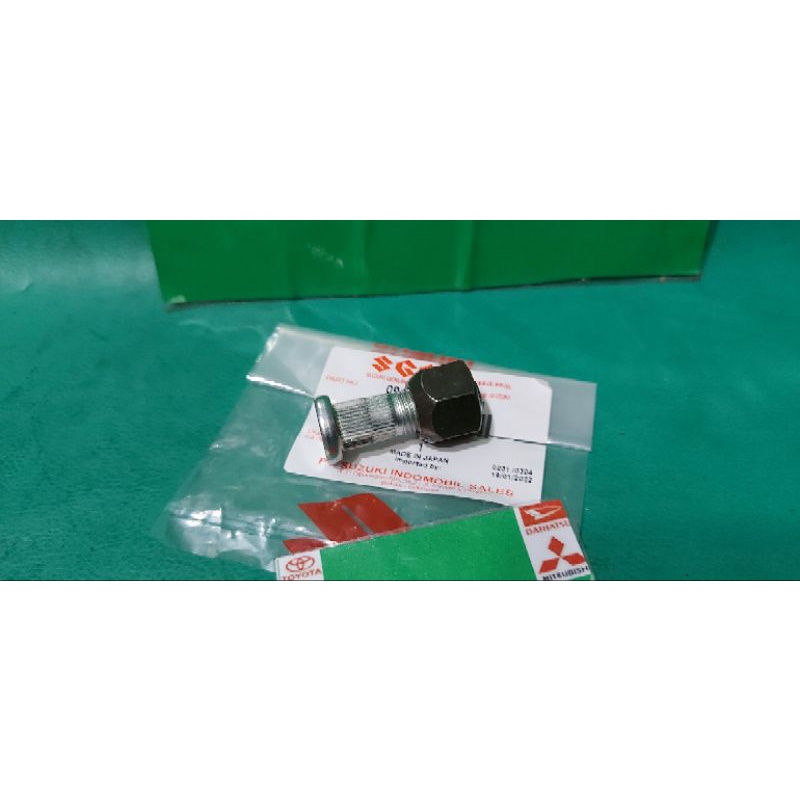 BAUT + MUR RODA BELAKANG NEW CARRY PICK UP 2010---- 1 BUAH ASLI