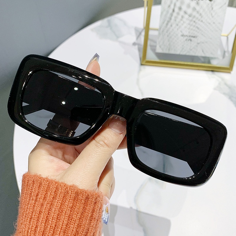 Kacamata Fashion Retro Kepribadian Hip Hop Trendy Square Sunglasses