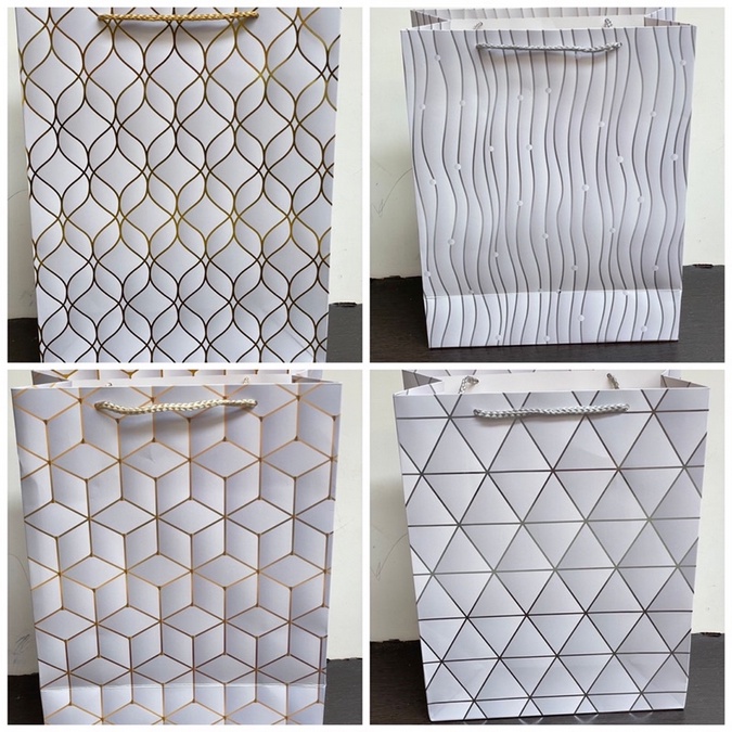 PAPER BAG PAPERBAG MOTIF TAS KERTAS PERNIKAHAN KADO ULANG TAHUN ANAK DEWASA
