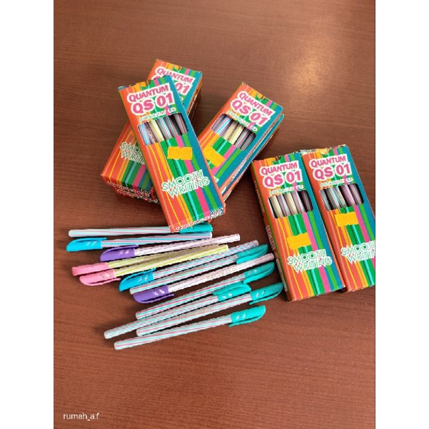 

BOLPOIN QUANTUM QS-01 STANDART BLACK ISI 12PCS -1 LUSIN