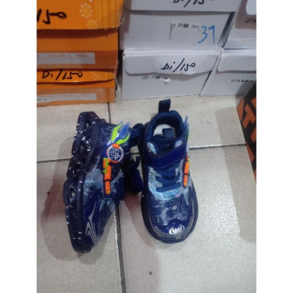 sepatu anak cowok import premium LED sport fhasion terbaru termurah