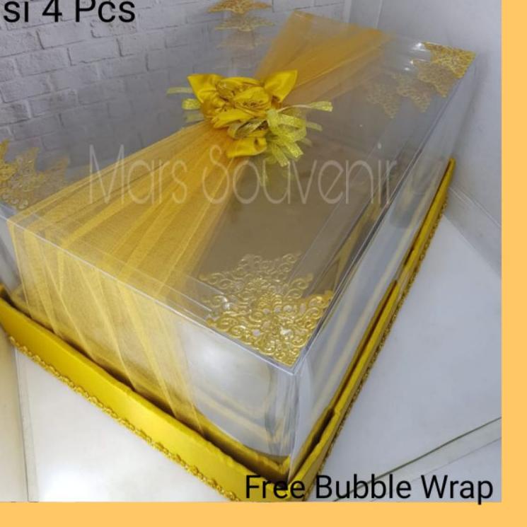 

Surprise Box Hantaran Seserahan Mika Tile Gold 1 Set Isi 4 Box -