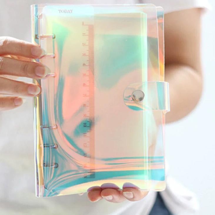 

Segera Nantikan BINDER TRANSPARAN A5 A6 HOLOGRAM JELLY CASE BINDER