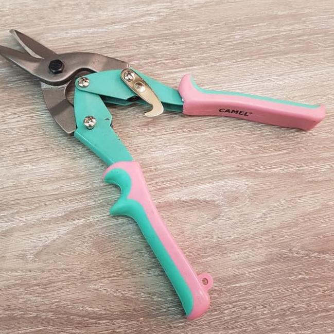 Diskon Terbaik Camel Gunting Hollow - Holo - Baja Ringan - Seng