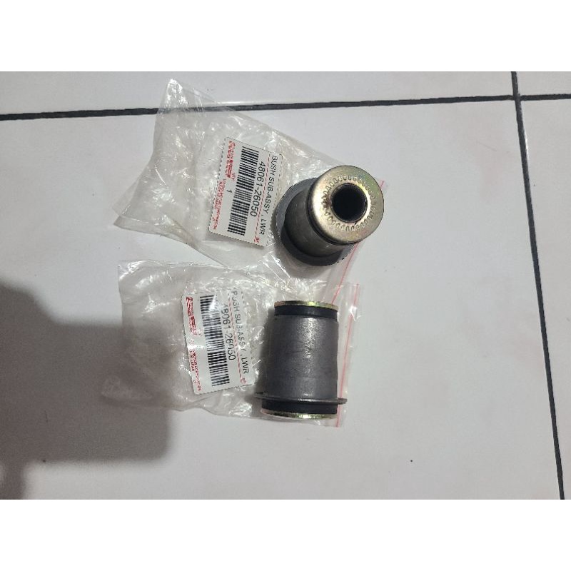 bushing arm bawah hiace commuter