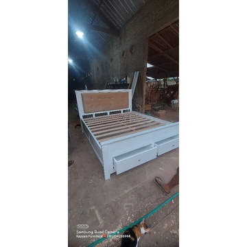 tempat tidur minimalis cat duco ukuran 180x200cm