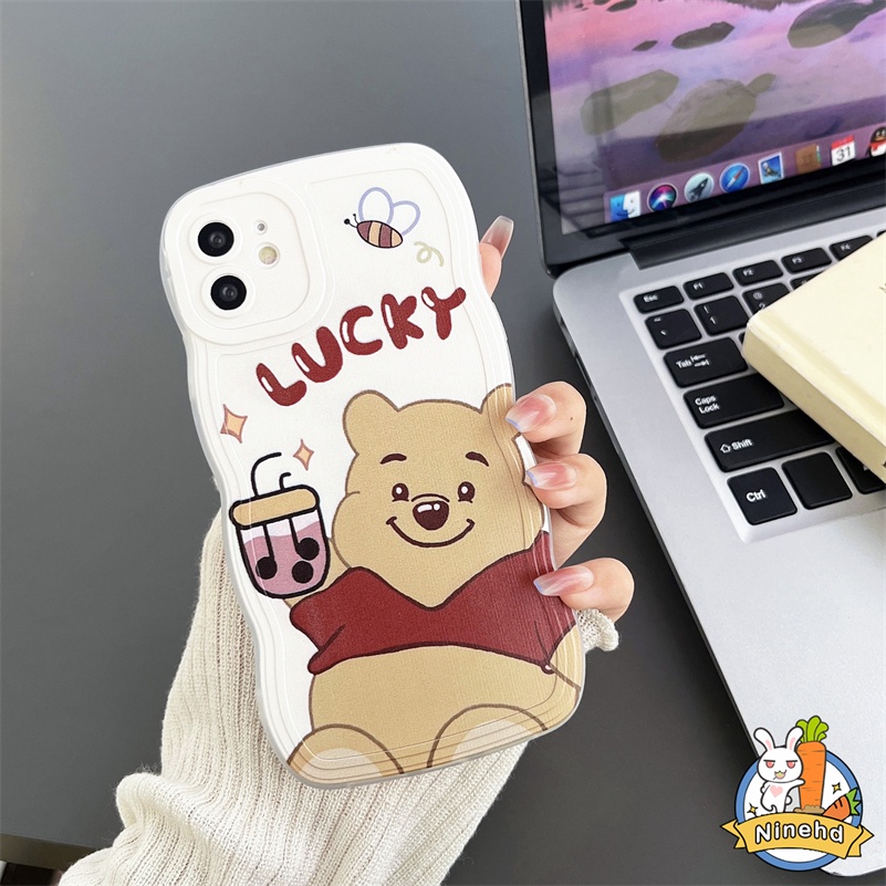 IPHONE Casing Kompatibel Untuk Iphone14 13 12 11 Pro Max X Xr Xs Max8 7 6 6s Plus SE 2020 Kartun Beruang Lucu Casing Ponsel Perlindungan Kamera Gelombang Tepi Case Shockproof Silicon Cover Pelindung