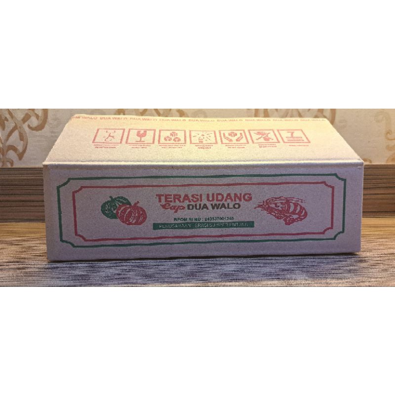 

Terasi udang cap DUA WALO 1 dos 400 biji