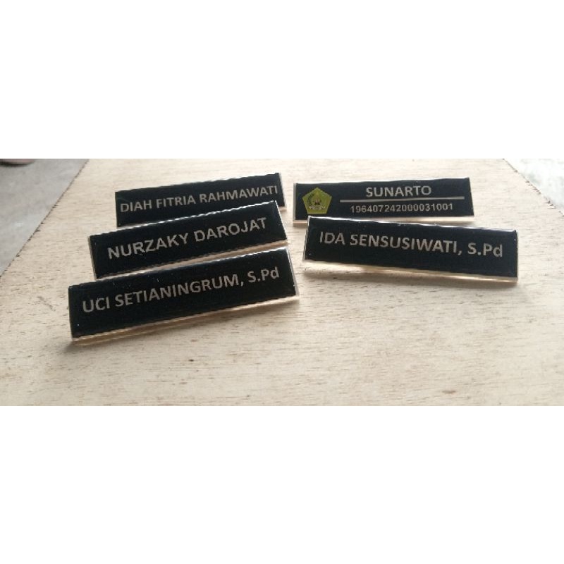 

Nama Dada/Name Tag