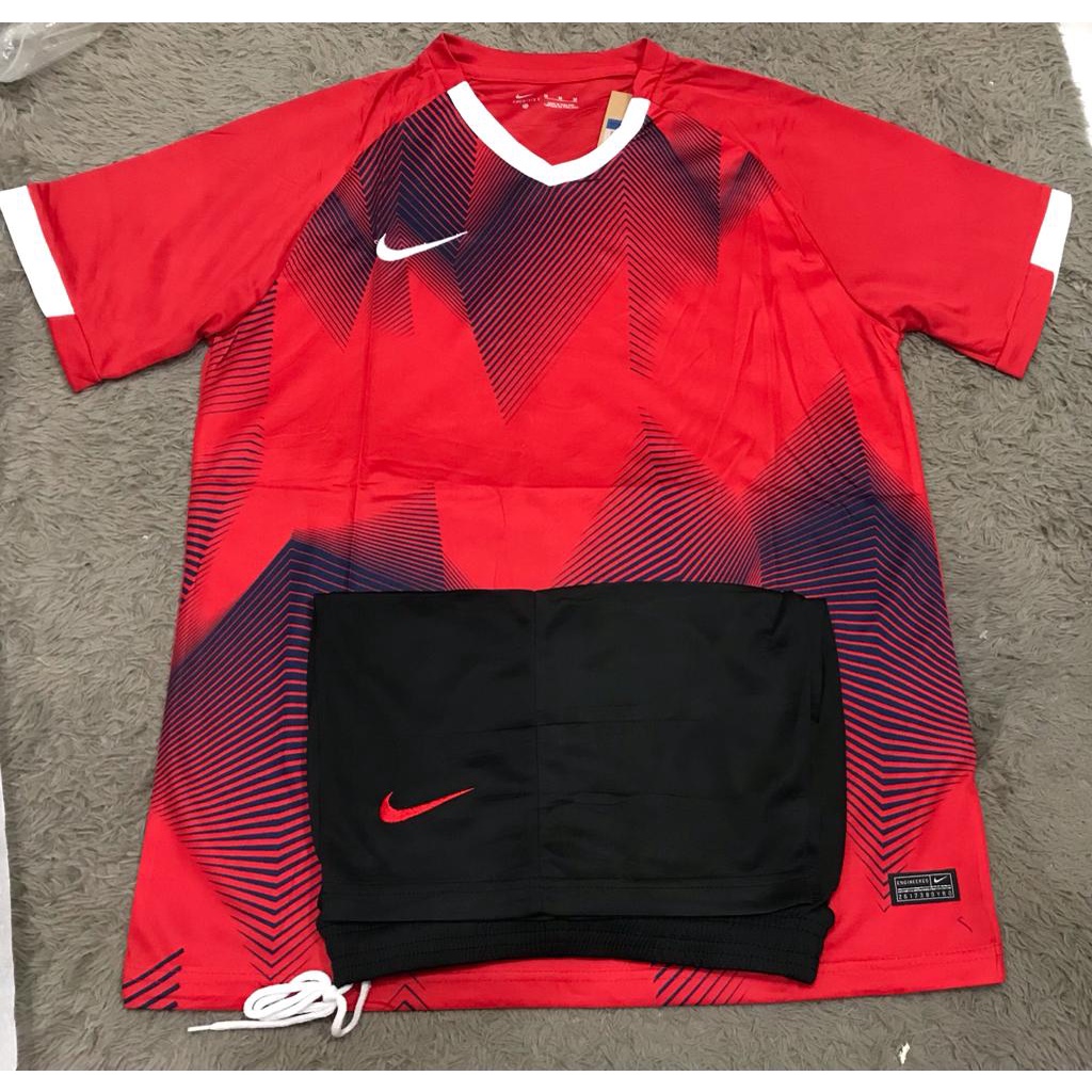 SETELAN BAJU FUTSAL SEPAK BOLA MERAH IMPORT