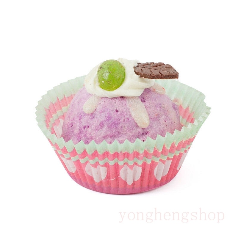 100pcs / lot Kotak Case Cupcake / Muffin Bahan Kertas Untuk Dekorasi Pesta