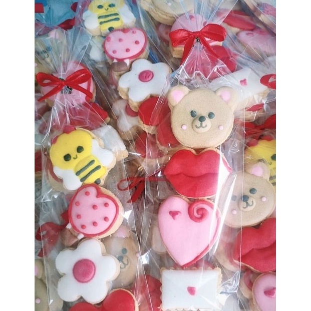 

Hadiah valentine unik cookies karakter 2023