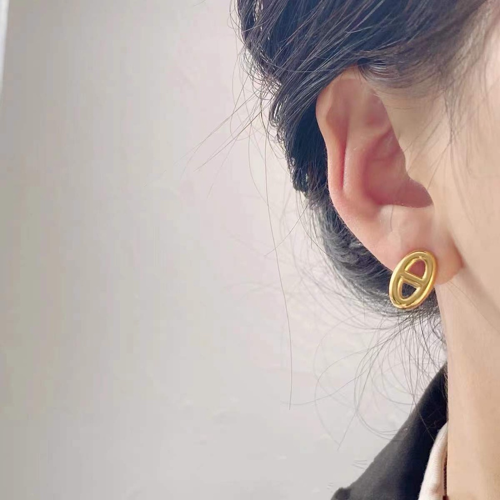 Anting Tusuk Model Hidung Babi simple Untuk Wanita