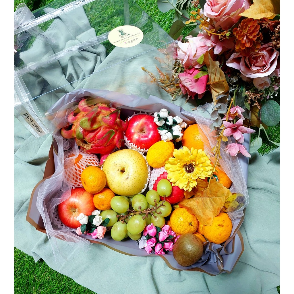 

Parsel Buah Segar / Fresh Fruit Box / Hampers Buah Segar / Parsel Ulang Tahun
