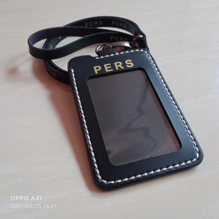 

Terlaris Tali Gantungan Name Tag Id Card Pers Hitam