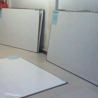 

BISA COD whiteboard gantung 90 x 180 cm