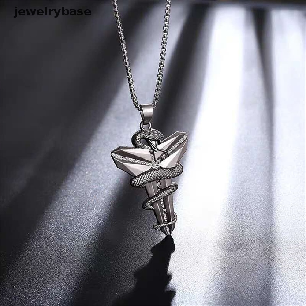 [jewelrybase] Kipas Basket Kobe Bryant Souvenir Liontin Mamba Viper Hip Hop Snake Kalung Pria Dan Wanita Butik