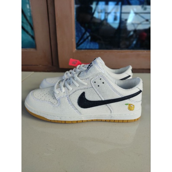 NXKE SB DUNK LOW