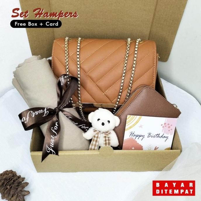 

SET HAMPERS KADO ULANG TAHUN HADIAH ULTAH TAS WANITA PAKET ANNIVERSARY HR646541T