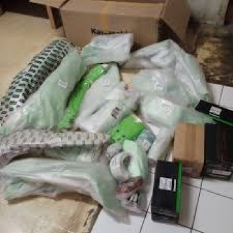 KAWASAKI GENUINE PARTS Body Kaze R Full Set Part Semua Lengkap Warna Hiaju Original Kawasaki