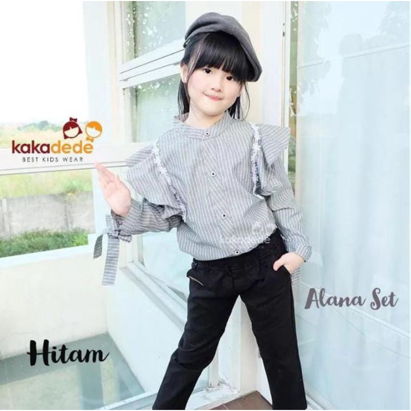 Setelan Alana Kakadede