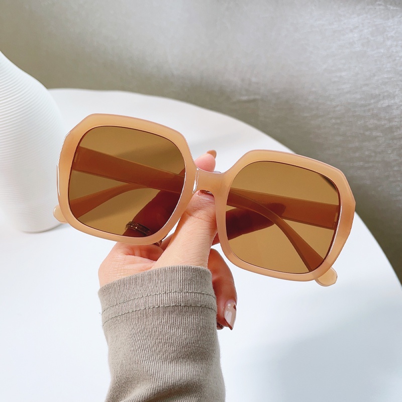 [COD] 2023baru Korea Fashion Wanita Kacamata Hitam Oversized Square Frame RETRO Candy Color Glasses UV400