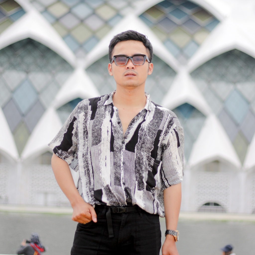 Kemeja Hawai Motif Pria Wanita Unisex