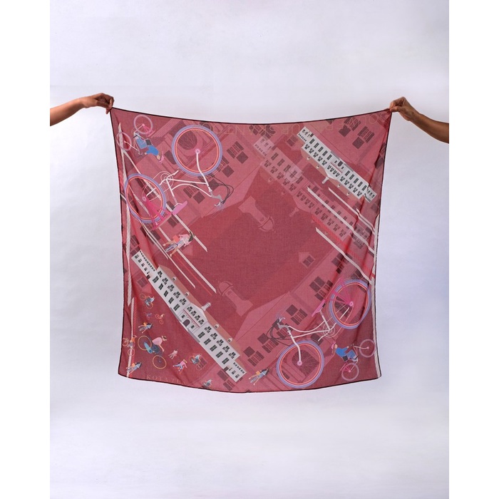 

Hampers Lebaran Tioria - Kota Tua Red + Free Mask (random)