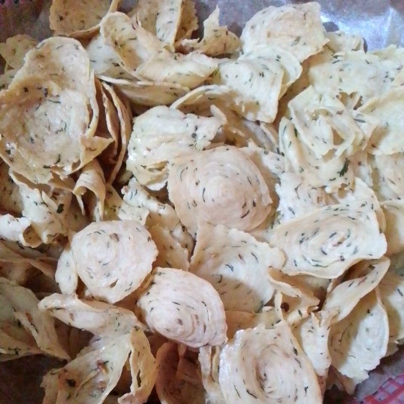 

Kue Bawang