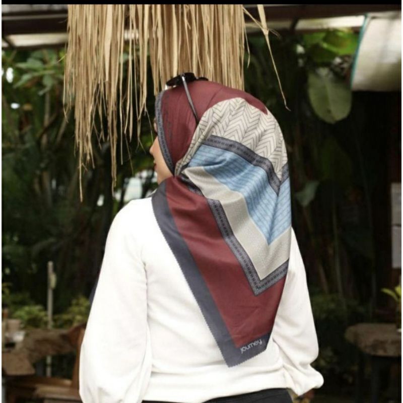 Hijab voal motif journey kw premium