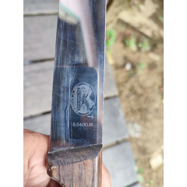 pisau Victorinox rosewood cap payung 18cm seri 5.5400.18