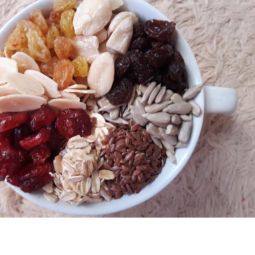 

New |BMH|Healthy Granola Mixed B 500 gram ( Cranberry , Almond , Raisin , Oat )