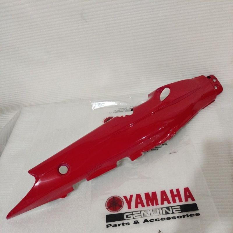 COD Cover tutup Body bodi Belakang Kiri Merah Yamaha Fizr FIZR f1zr Vega r lama old Original ASLI - 