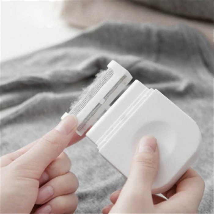 Alat Penghilang Bulu Baju Pakaian Serat Kain Lint Remover Portable