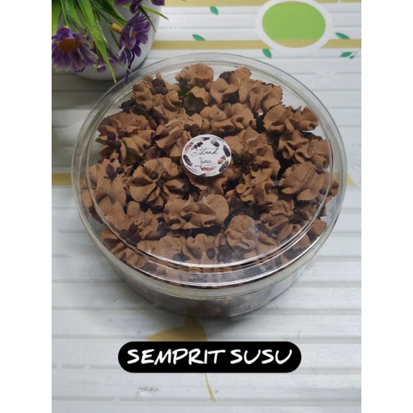 

KUE KERING KUE SEMPRIT SUSU Kemasan 500 Gram